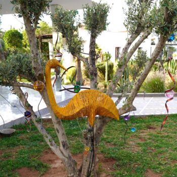 Sculpture titled "Flamant jaune" by Hassan Laamirat, Original Artwork, Metals