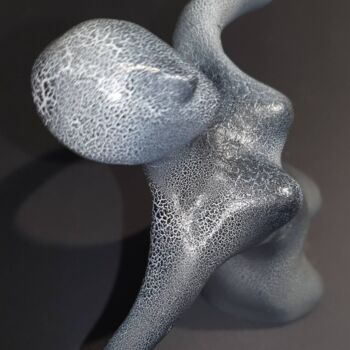 Skulptur mit dem Titel "envol" von Xavier Houdayer, Original-Kunstwerk, Gips