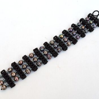 Design getiteld "Black gothic cuff" door Irena Zelickman, Origineel Kunstwerk, Juwelen