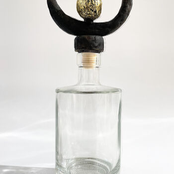 Sculpture intitulée "Artistic Bottle Sto…" par Jaromir Gargulak, Œuvre d'art originale, Bronze
