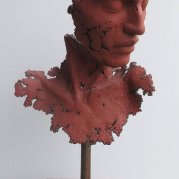 Sculpture titled "buste rouge mat" by Jean-Yves Verne, Original Artwork, Cement Mounted on artwork_cat.