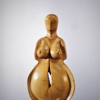 Sculpture titled "Déesse-mère 21" by Jean-Charles Ferrand, Original Artwork, Wood