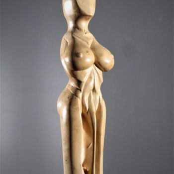 Sculptuur getiteld "Gardienne 31" door Jean-Charles Ferrand, Origineel Kunstwerk, Hout