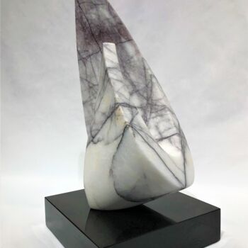 Escultura intitulada "Rebirth" por Jeff Rosenfeld, Obras de arte originais, Pedra