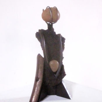 Escultura titulada "Vestale3" por Jérôme Danikowski, Obra de arte original, Metales