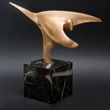 Sculpture titled "Patinaje" by Jesús (Xuxo) Vazquez, Original Artwork, Bronze