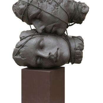 Sculpture titled "Le Lien" by Judith Franken, Original Artwork