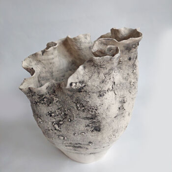 Sculpture titled "Teneritas" by Julia Klyueva, Original Artwork, Ceramics