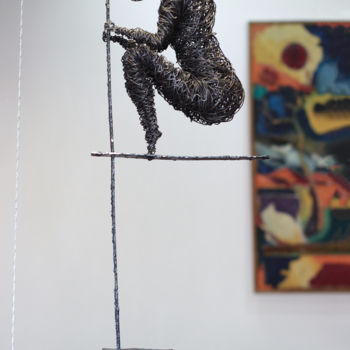 Skulptur mit dem Titel "The illusion of hid…" von Karen Axikyan, Original-Kunstwerk, Metalle