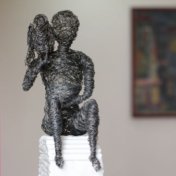 Sculpture intitulée "Waiting (28x15x12 2…" par Karen Axikyan, Œuvre d'art originale, Métaux