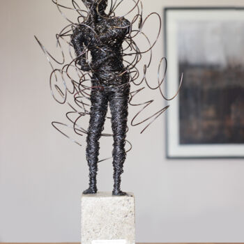 Скульптура под названием "Mixed thoughts (57x…" - Karen Axikyan, Подлинное произведение искусства, бетон