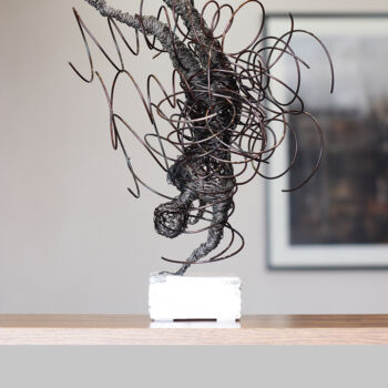 Sculpture titled "Target" by Karen Axikyan, Original Artwork, Wire Mounted on artwork_cat.