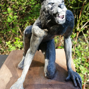Sculpture titled "L'animal" by Karine Krynicki, Original Artwork, Mixed Media