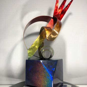 Escultura intitulada "Rainbow Queen" por Krystali Art Design, Obras de arte originais, Aço inoxidável