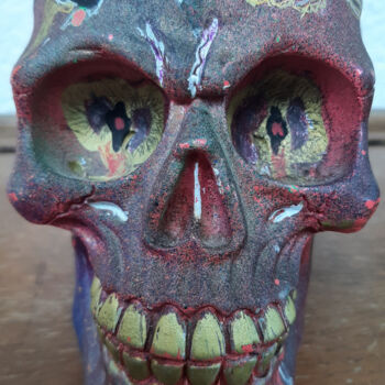 Sculptuur getiteld "The Cool Skull" door Lord Faz, Origineel Kunstwerk, Hars