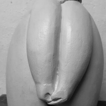 Sculpture intitulée "Consolation" par Lorette Perret, Œuvre d'art originale, Pierre