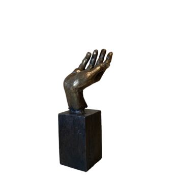 Sculpture titled "Petite Main" by Manoyan, Original Artwork, Bronze