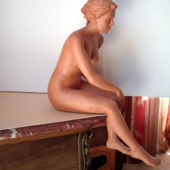 Scultura intitolato "Clarisse" da Marie Saksik, Opera d'arte originale, Bronzo