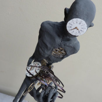 Scultura intitolato "time-i.jpg" da Markus Nine, Opera d'arte originale