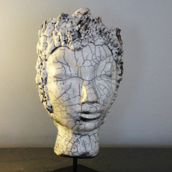 Sculpture titled "tête de femme 3" by Martine France Moreau, Original Artwork, Clay