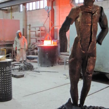 雕塑 标题为“DAVID  : L'ENFANT S…” 由Michel Moskovtchenko, 原创艺术品, 金属