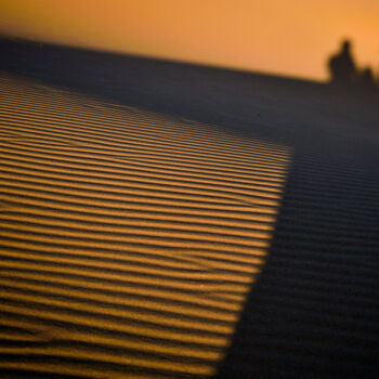 「sands of morning ti…」というタイトルの写真撮影 Miles Astrayによって, オリジナルのアートワーク, デジタル