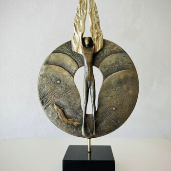 雕塑 标题为““Higher and higher”” 由Milko Dobrev, 原创艺术品, 青铜