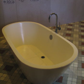 Ремесла под названием "modern bathtub" - Francisco Del Pozo Parés, Подлинное произведение искусства
