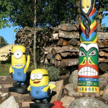 Sculptuur getiteld "Minions et totem" door Mirèo, Origineel Kunstwerk