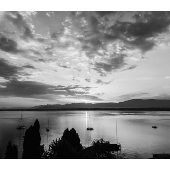 "Sunrise Lake Léman" başlıklı Fotoğraf Michaël B. (mkb_9t) tarafından, Orijinal sanat, Dijital Fotoğrafçılık