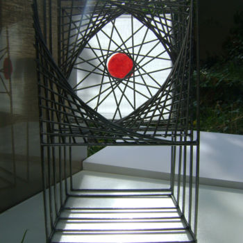 Sculpture intitulée ""diaphragme" et jap…" par Nadine Trescartes (fildefériste), Œuvre d'art originale, Métaux