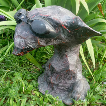 Sculpture intitulée "Vilain gobelin" par Nancy Cardinal, Œuvre d'art originale, Papier mâché