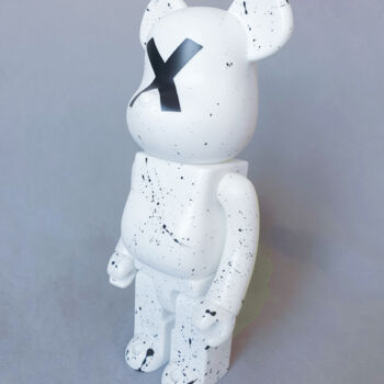 Louis Vuitton Bear 400 Whi-Te, Sculpture by Na$H