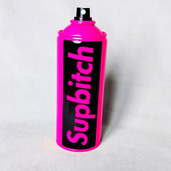 Escultura intitulada "Supbitch Spray Can…" por Na$H, Obras de arte originais, Tinta spray