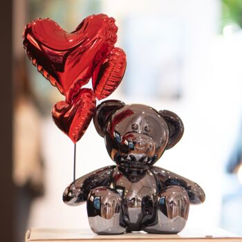 Skulptur mit dem Titel "Teddy Love Chrome N…" von Nicolas Krauss, Original-Kunstwerk, Harz