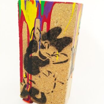 Escultura titulada "Mickey" por Nobody, Obra de arte original, Piedra