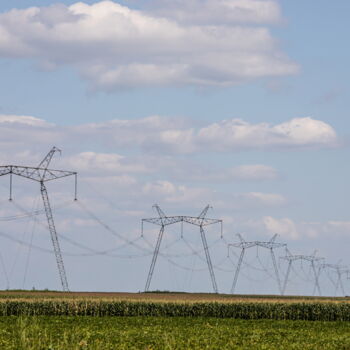 Fotografía titulada "power line 2" por Oleg Marchak, Obra de arte original, Fotografía digital