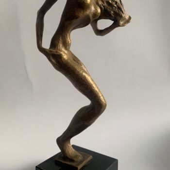 Sculpture titled "Танец" by Oleg Putilin, Original Artwork, Bronze