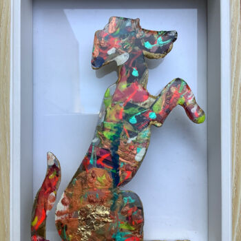 Sculpture titled "Chien sous cadre" by Patmoli, Original Artwork, Acrylic Mounted on Glass