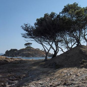 Photographie intitulée "une île pour les pe…" par Paule-Andree Maraval, Œuvre d'art originale