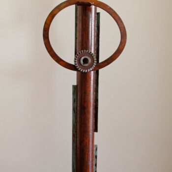 Sculpture titled "Corriola, reloj" by Pere Marti, Original Artwork, Metals
