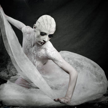 Fotografia intitolato "Dance Macabre" da Philippe Bousseau, Opera d'arte originale, Fotografia digitale