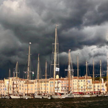 Fotografie getiteld "Port de Saint-Trope…" door Pierre-Yves Rospabé, Origineel Kunstwerk, Digitale fotografie