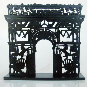 「PyB Arc de Triomphe…」というタイトルの彫刻 Pybによって, オリジナルのアートワーク, 樹脂