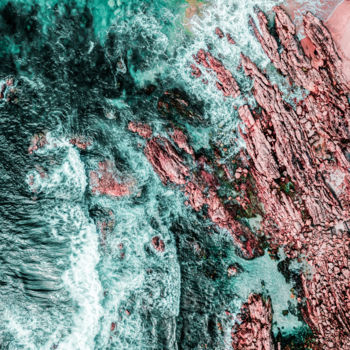 Фотография под названием "Ocean Waves In Port…" - Radu Bercan, Подлинное произведение искусства, Цифровая фотография