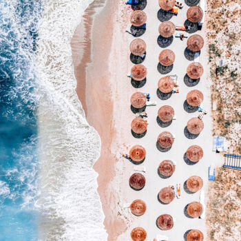 「Aerial Beach and Oc…」というタイトルの写真撮影 Radu Bercanによって, オリジナルのアートワーク, デジタル