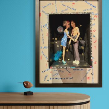 Collages intitulée "Love is in the air" par Raph, Œuvre d'art originale, Collages Monté sur Plexiglas