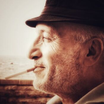 Fotografia intitulada "Old man and the sea" por Ravid Wolff, Obras de arte originais