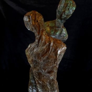 Sculpture titled "La tendresse 2/8" by Réjane Lechat, Original Artwork, Bronze