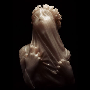 Skulptur mit dem Titel "The Veiled Virgin" von Reza Sedghi, Original-Kunstwerk, Stein